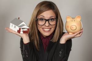 Happy woman loves Palm State Mortgage and her savings 
